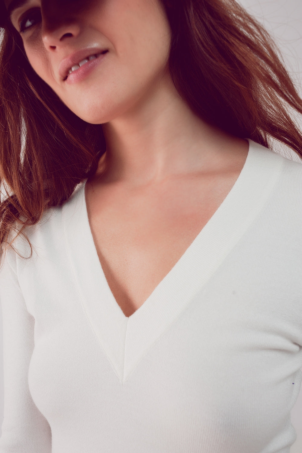 V neck fine knit jumper in cream - Jumpers