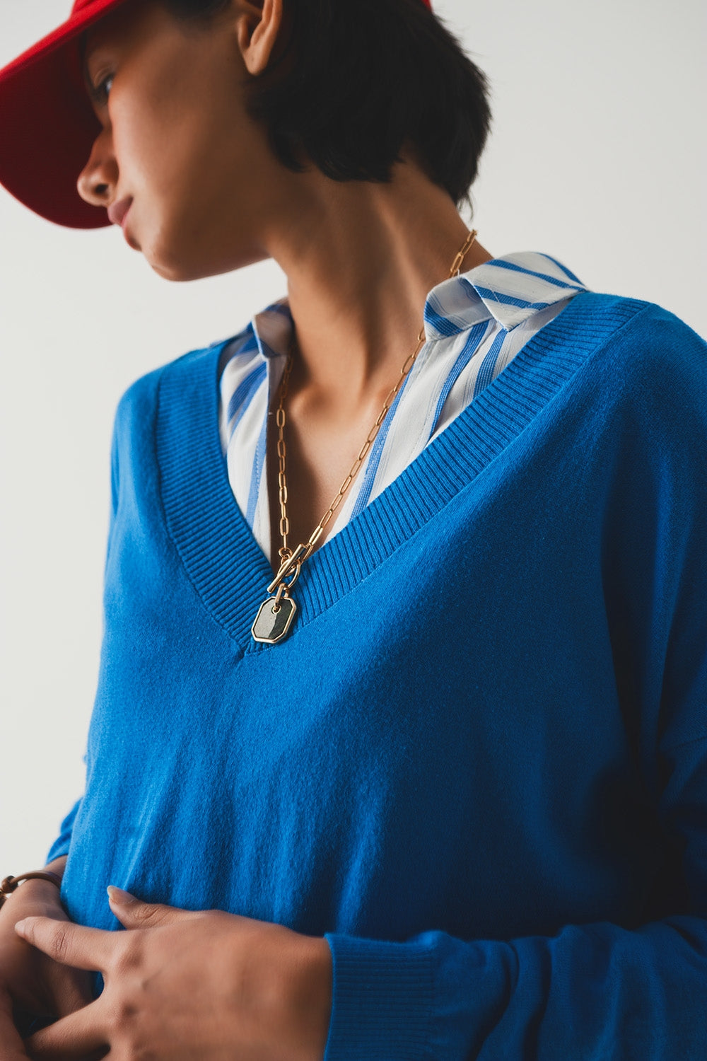 v neck fine knit sweater in blue Q2 Sweaters BoutiqueLua