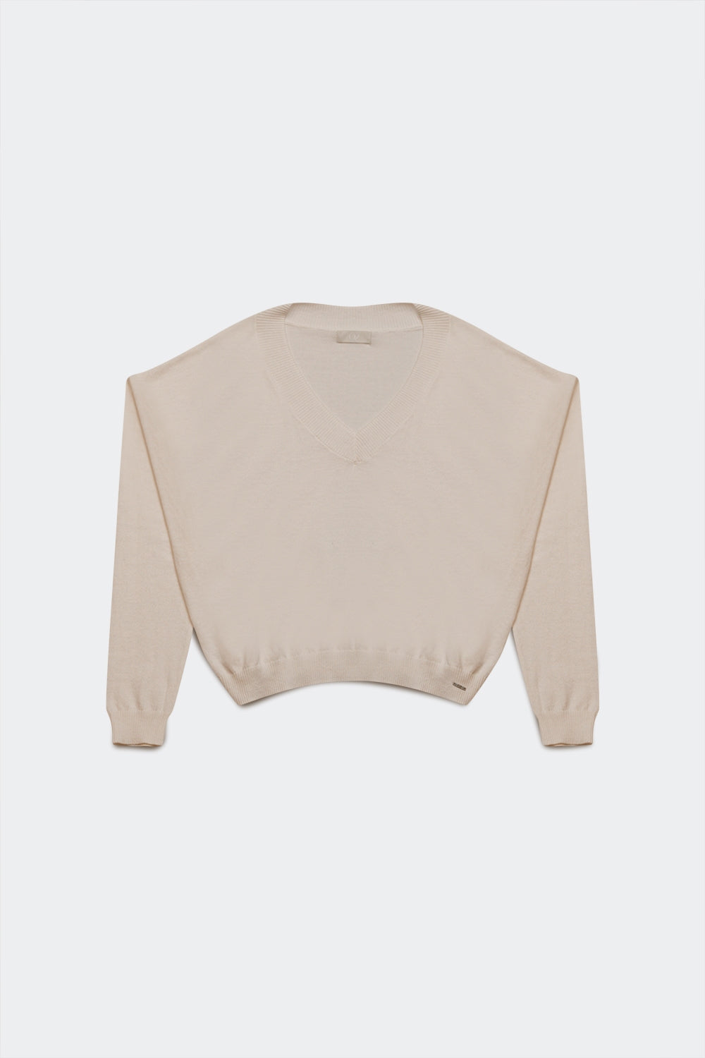 v neck fine knit sweater in cream Q2 Sweaters BoutiqueLua