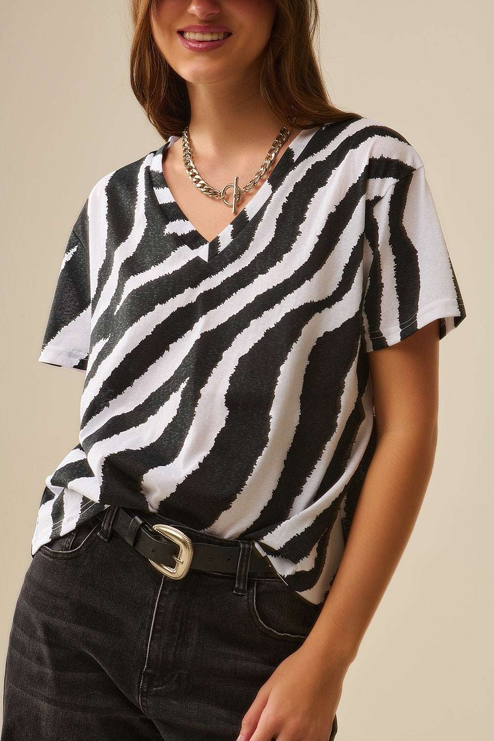 V-neck t-shirt with black zebra print - T-Shirts