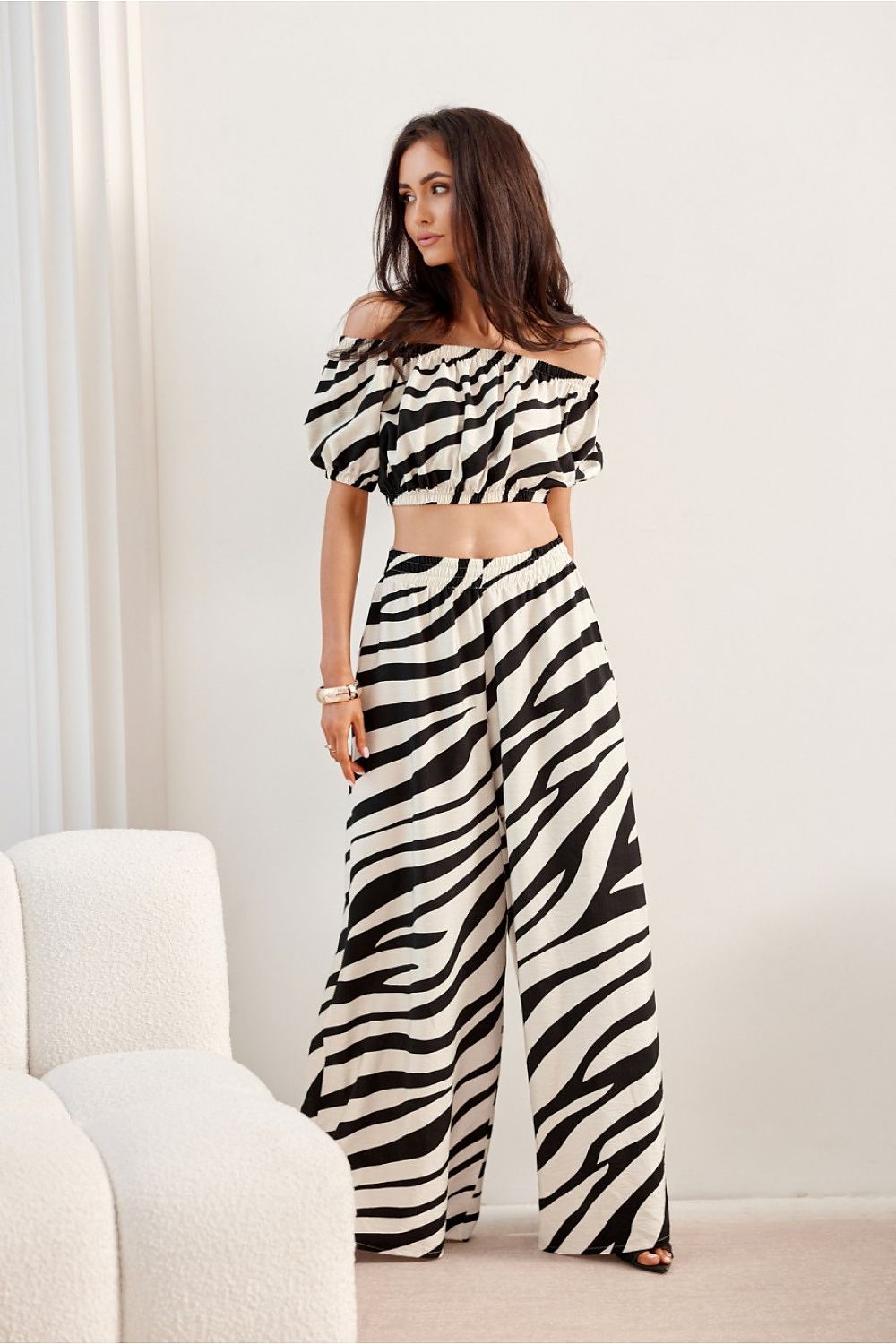 BoutiqueLua High Waisted Wide Leg Statement Trousers -
