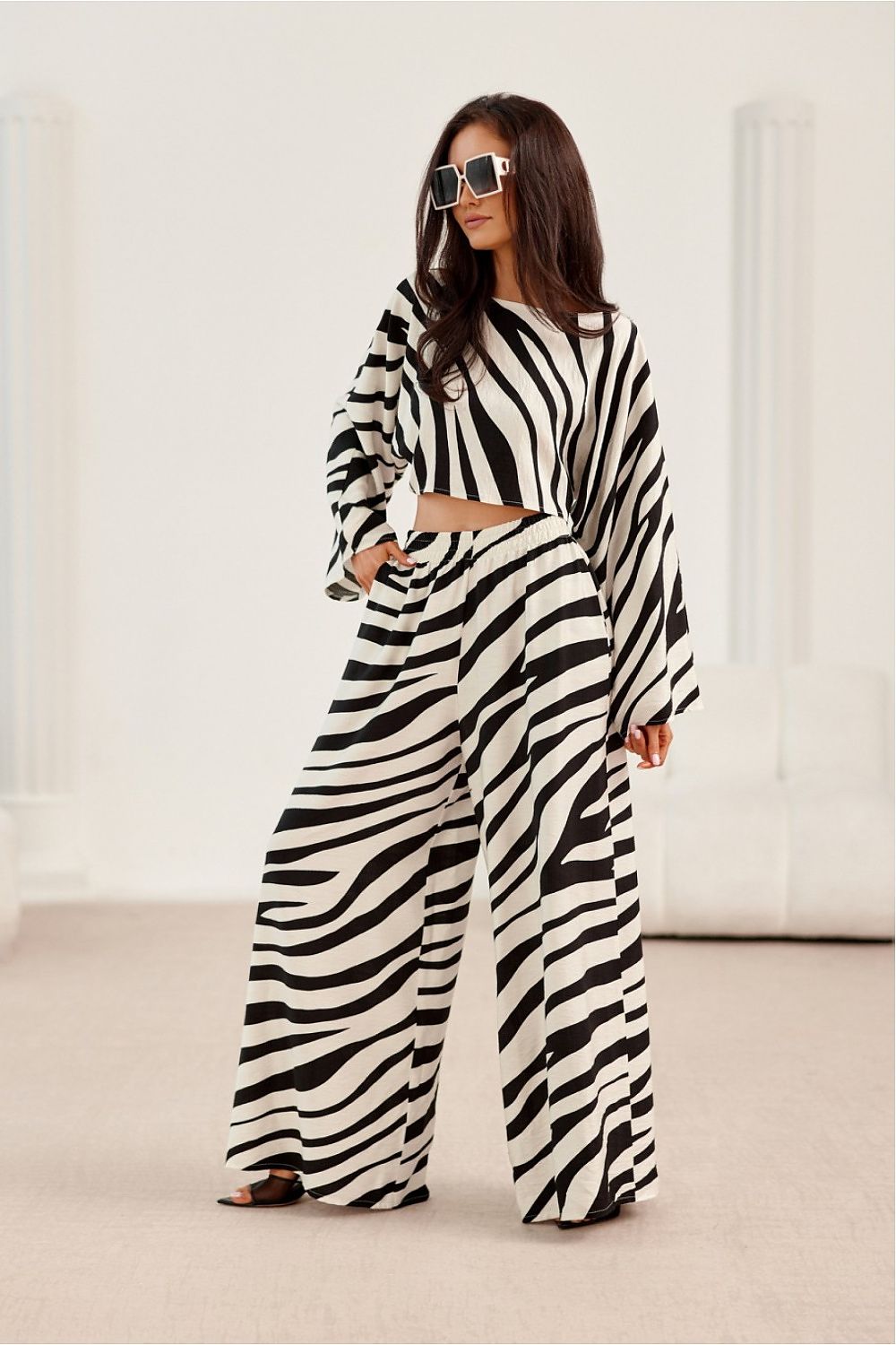 BoutiqueLua High Waisted Wide Leg Statement Trousers -
