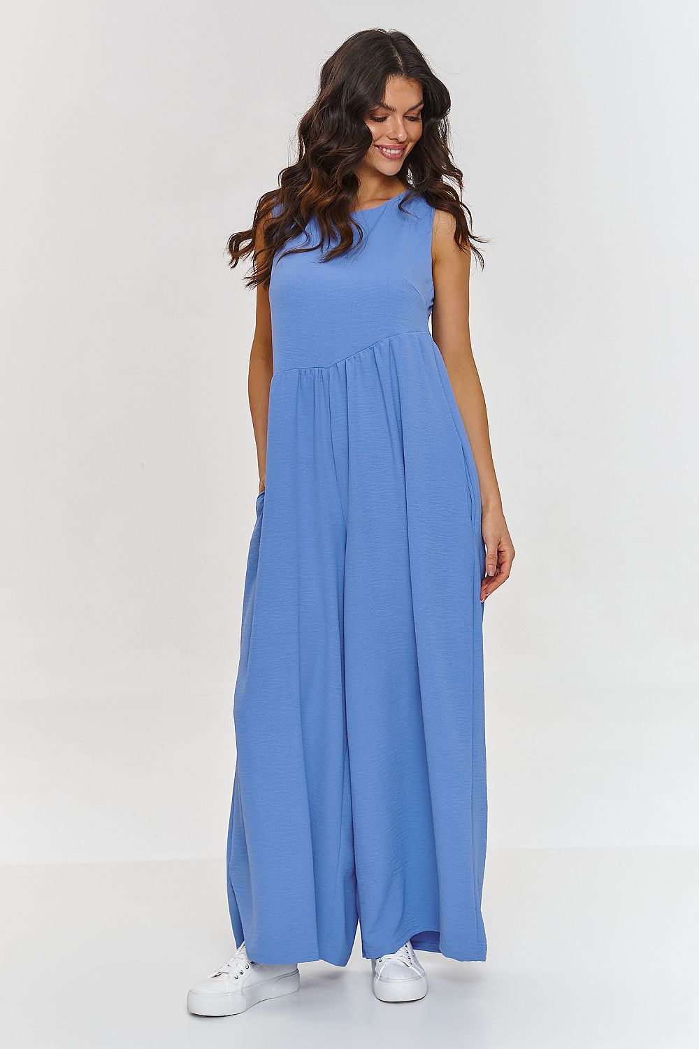 Trendy Wide Leg Jumpsuit in Soft Beige blue -
