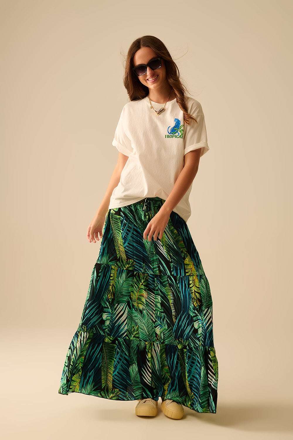 White t-shirt made in Italy with tropical graphic print - T-Shirts