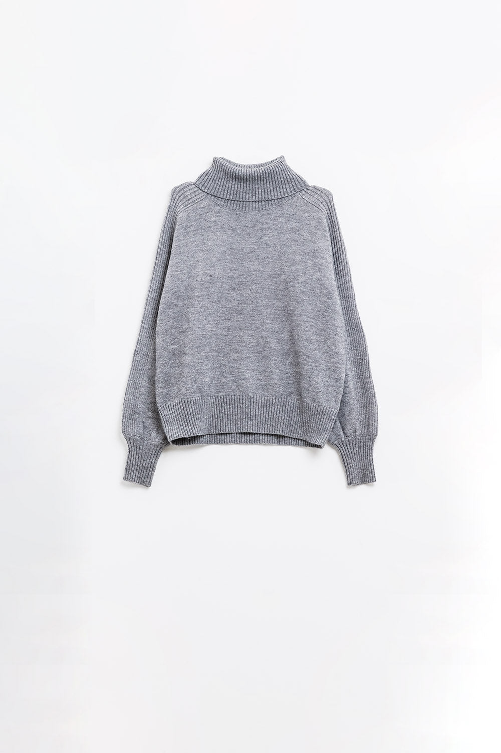 wide grey sweater with ribbed sleeves - Jumpers