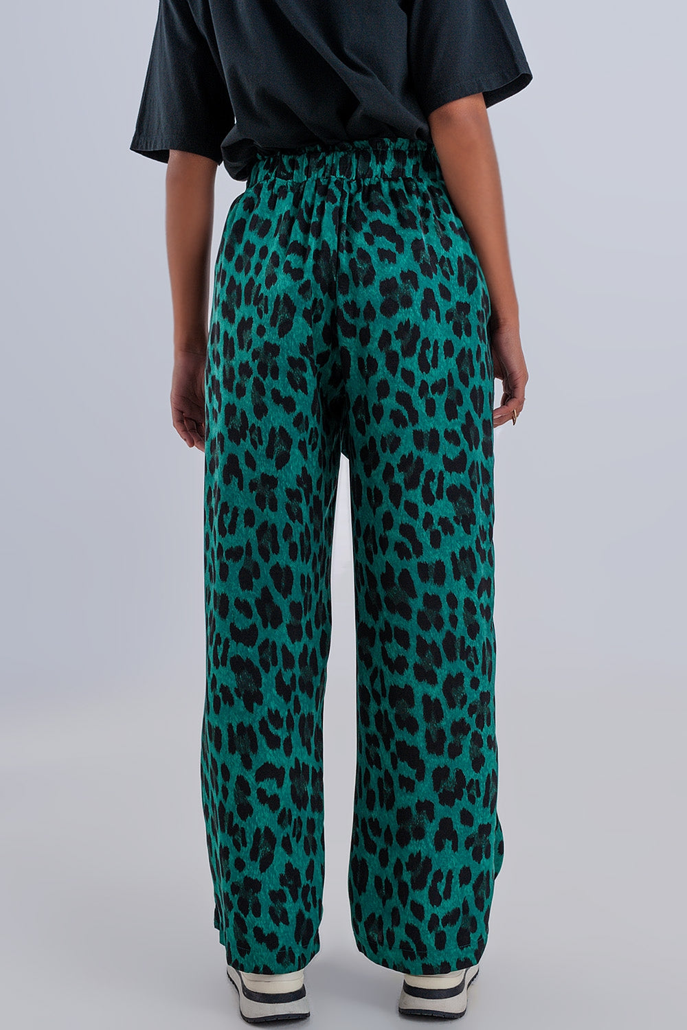 Wide leg pants in green leopard print Q2 Pants BoutiqueLua
