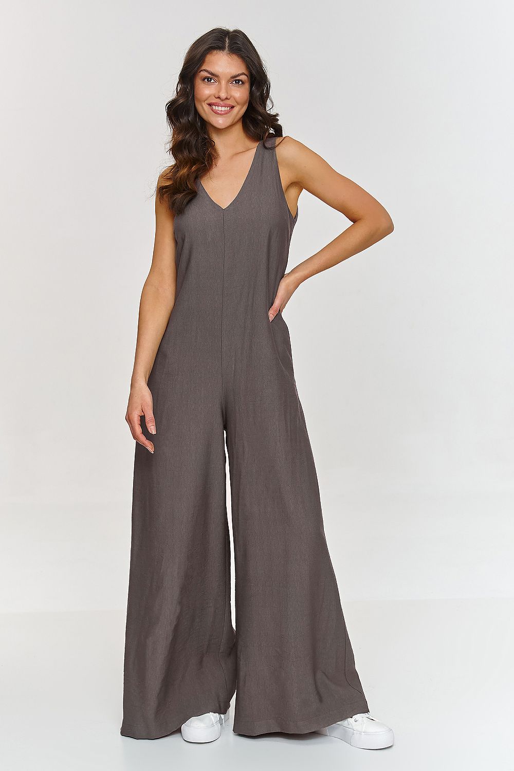 Wide Leg Sleeveless Jumpsuit in Brown brown - Jumpsuits
