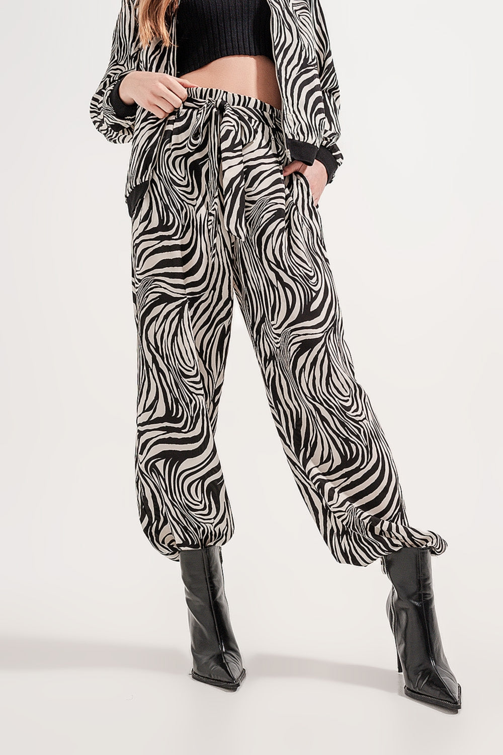 Wide leg trousers in zebra print Q2 Pants BoutiqueLua