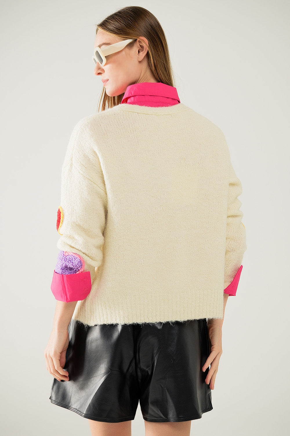 Beige knitted cardigan with embroidered hearts - Cardigans