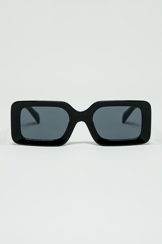 Black square sunglasses with detail on the side - Sunglasses