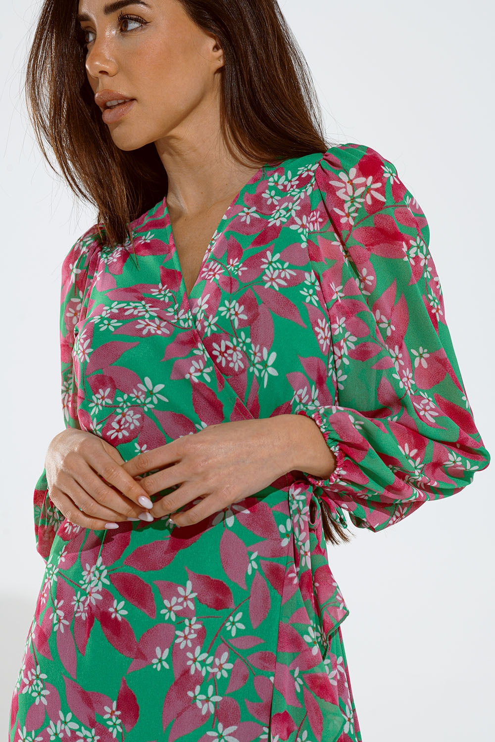 Chiffon maxi Dress With Floral Print in Green - Dresses