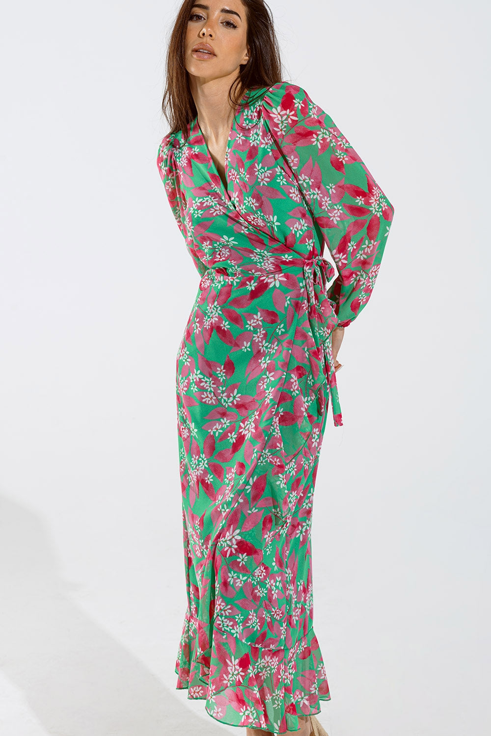 Chiffon maxi Dress With Floral Print in Green - Dresses