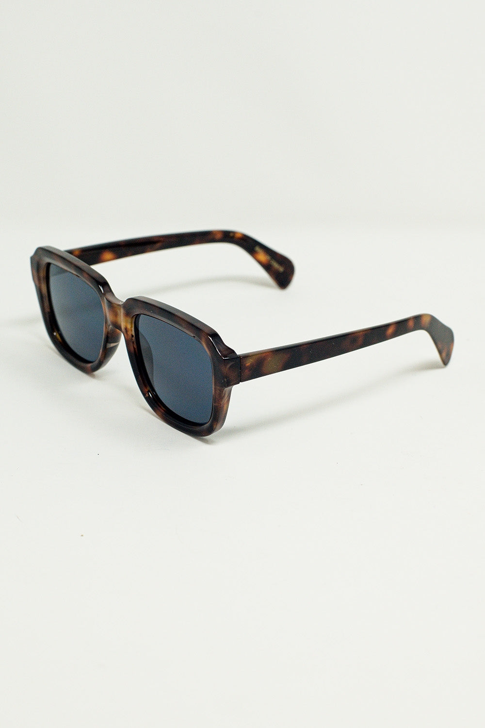 Chunky Square Sunglasses With Dark Brown Tortoise Shell Frame - Sunglasses