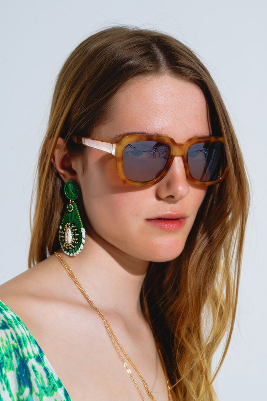 Chunky Square Sunglasses With Yellow Tinted Frame In Light Tortoise Shell - Sunglasses