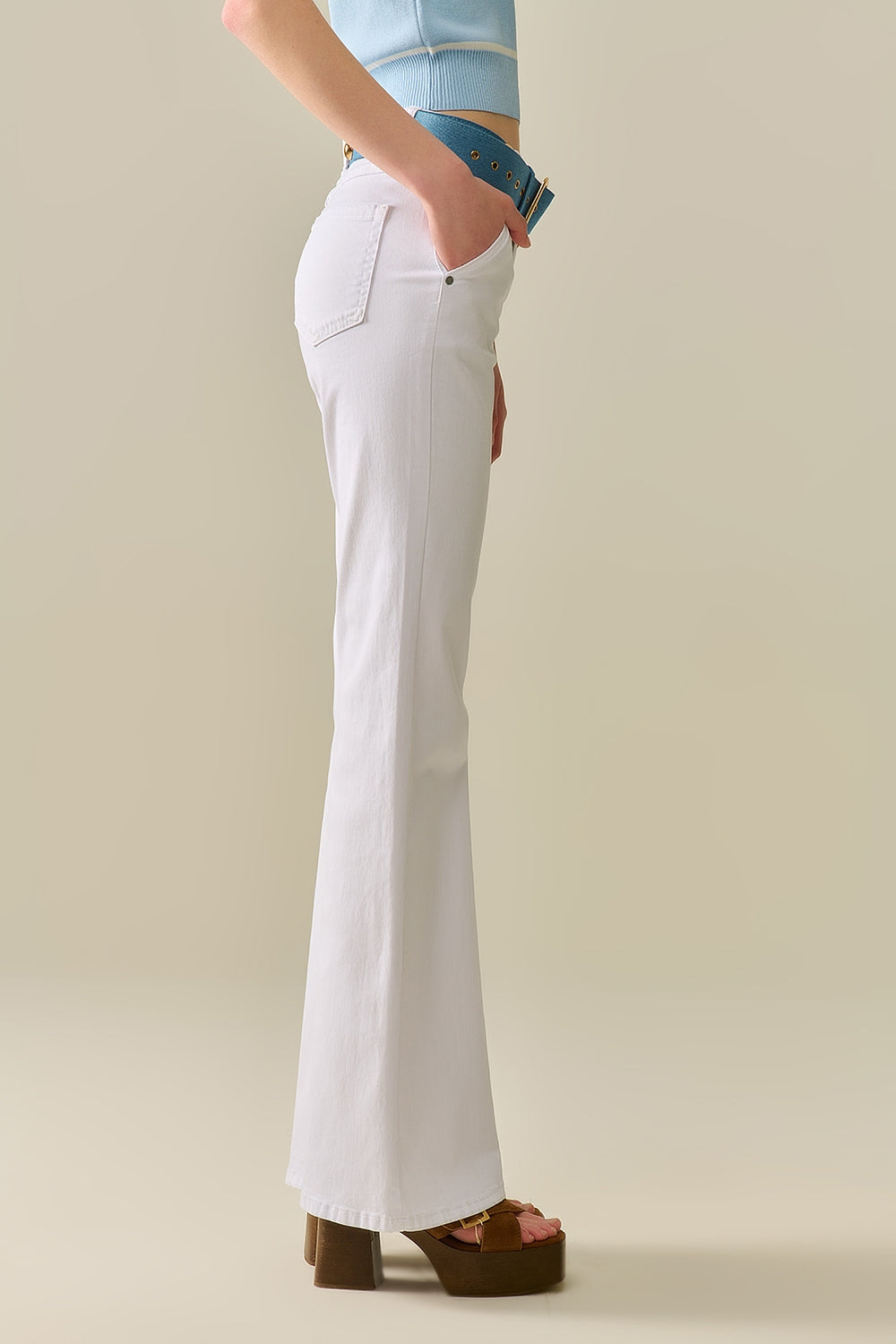 Comfy Stretcy White Flared Pants