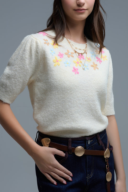 Cream chunky knit short-sleeved sweater with pastel-colored embroidered flowers - Sweaters