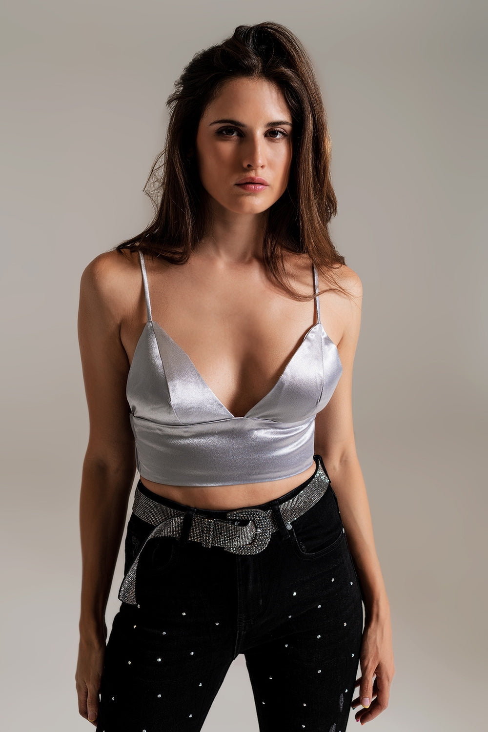 Cropped party top in satin fabric silver with V-neck Q2 Tops BoutiqueLua