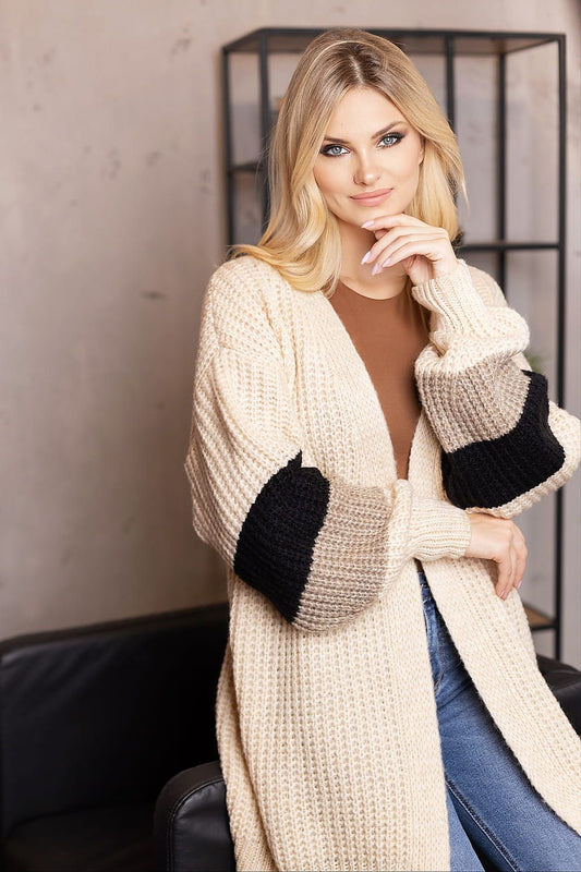 Stylish Striped Cardigan - Cozy and Versatile
