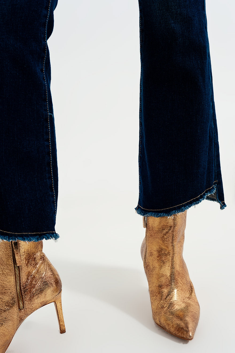 dark denim flared jeans Q2 Jeans BoutiqueLua