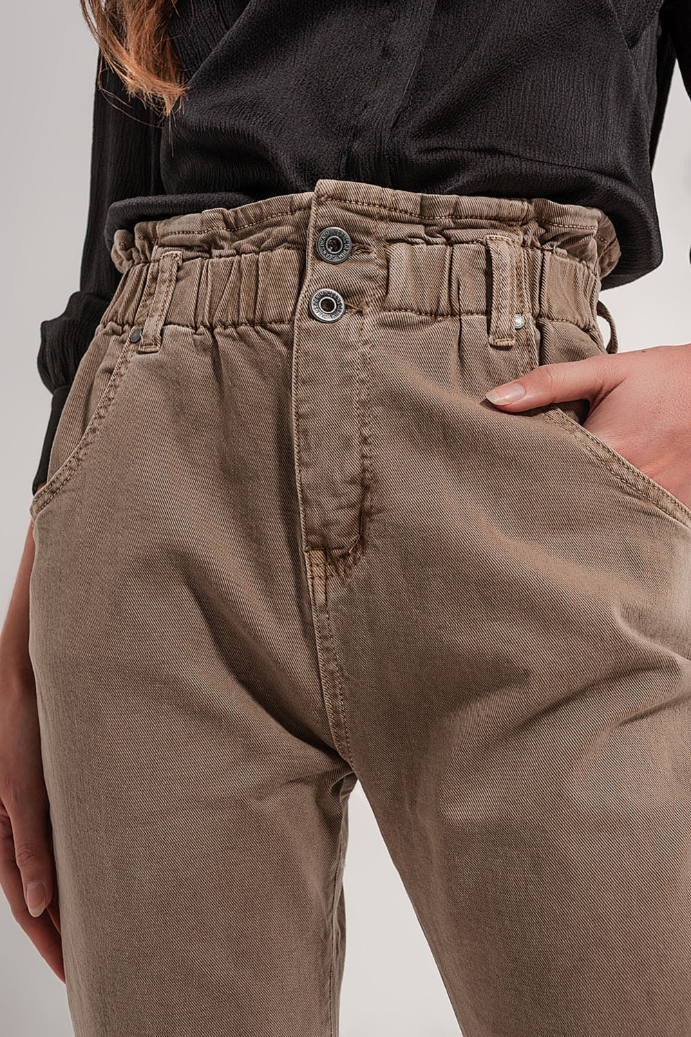 Elasticated paper bag waist jean in Beige Q2 Jeans BoutiqueLua