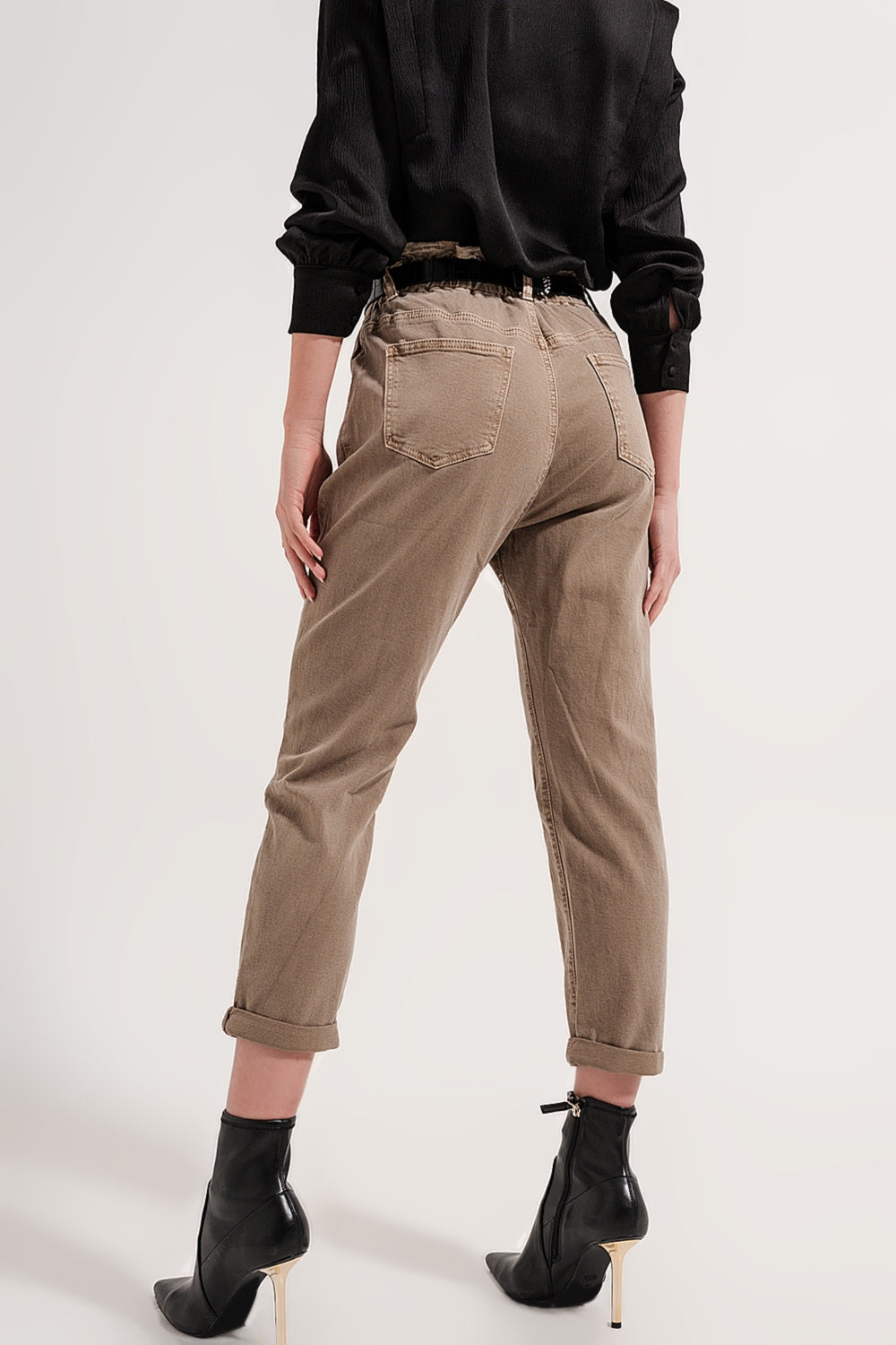 Elasticated paper bag waist jean in Beige Q2 Jeans BoutiqueLua