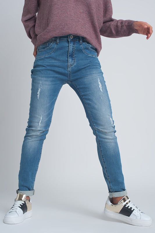 Fine denim ripped boyfriend jean in mid wash - Jeans