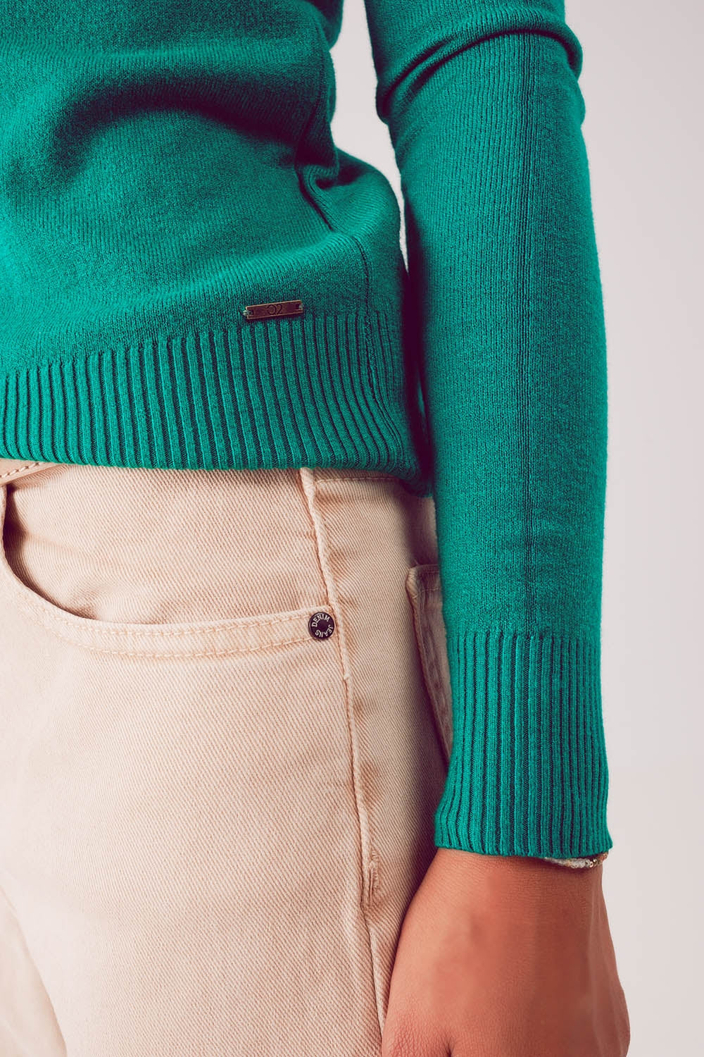 Fine knit high neck jumper in green Q2 Sweaters BoutiqueLua