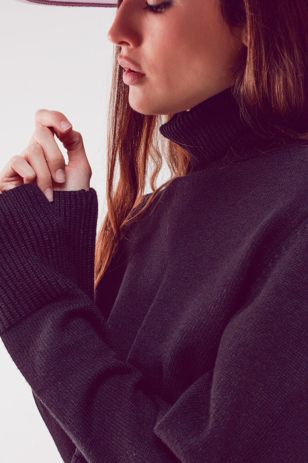 High neck cropped jumper in black Q2 Sweaters BoutiqueLua