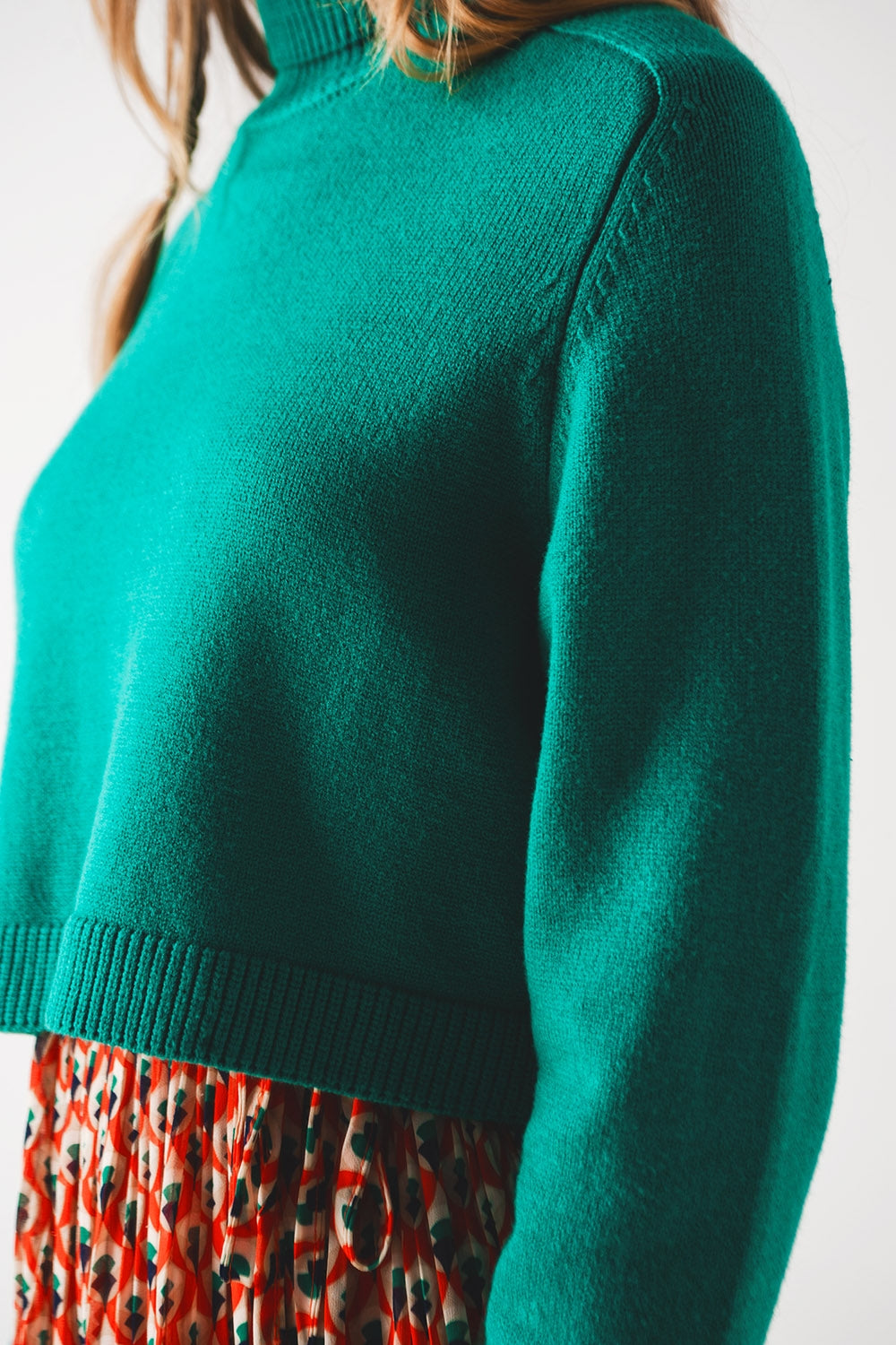 High neck cropped jumper in green Q2 Sweaters BoutiqueLua