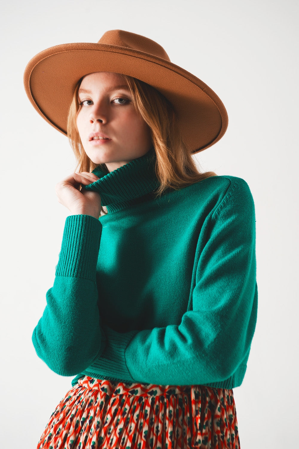 High neck cropped jumper in green Q2 Sweaters BoutiqueLua