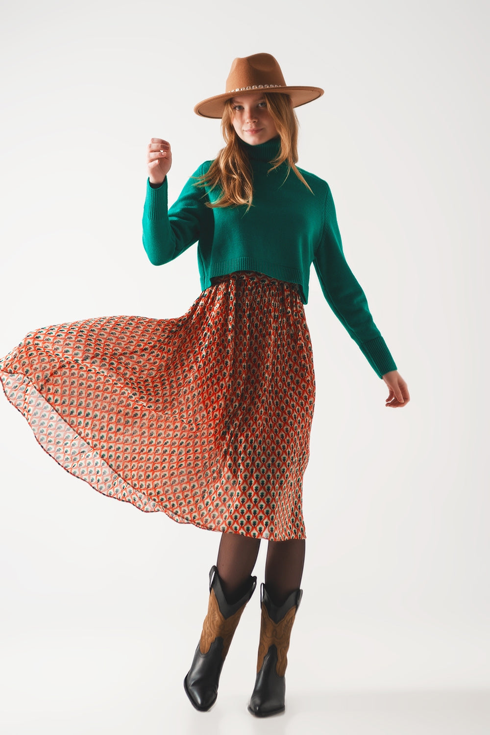 High neck cropped jumper in green Q2 Sweaters BoutiqueLua