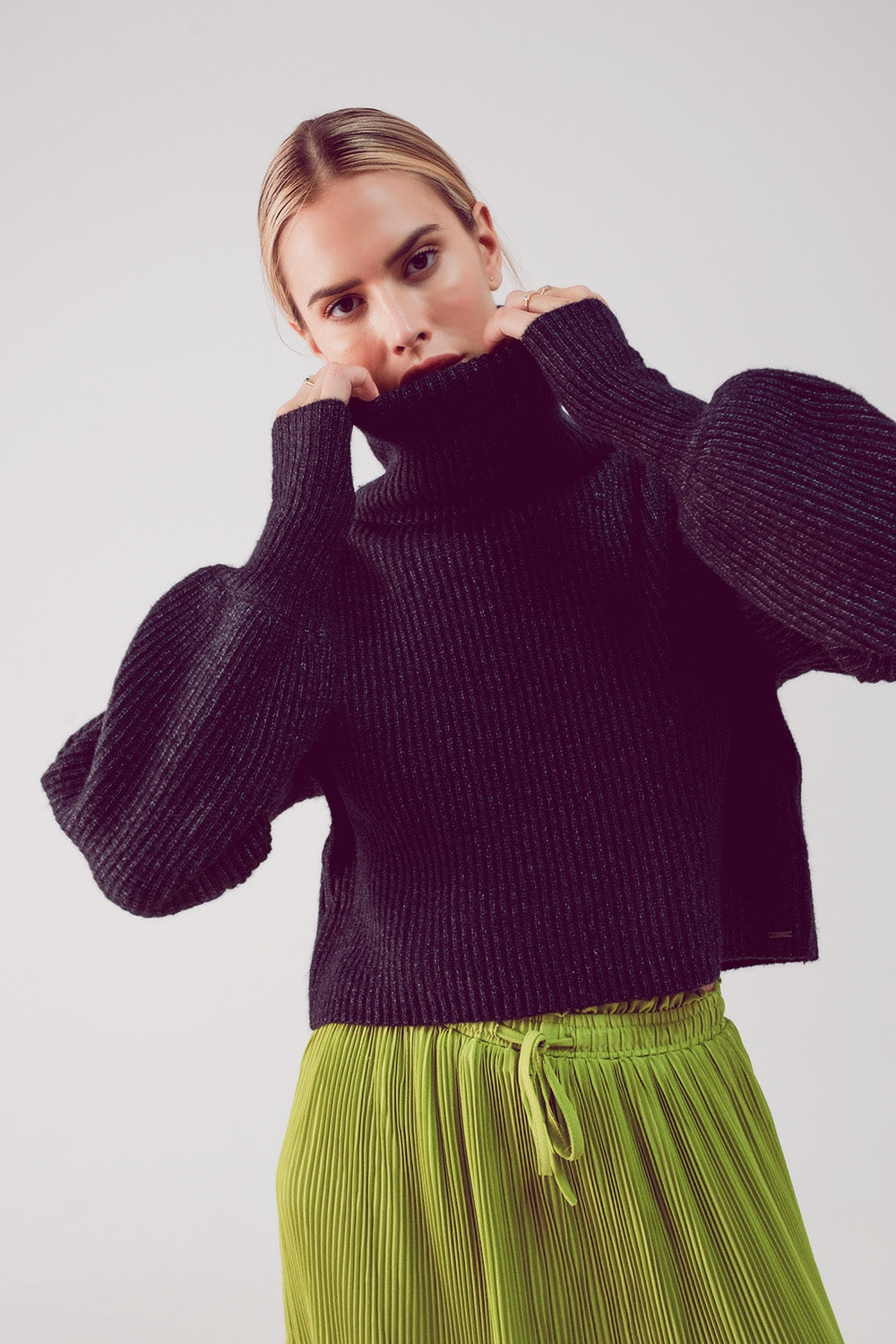High neck jumper with balloon sleeve in black Q2 Sweaters BoutiqueLua