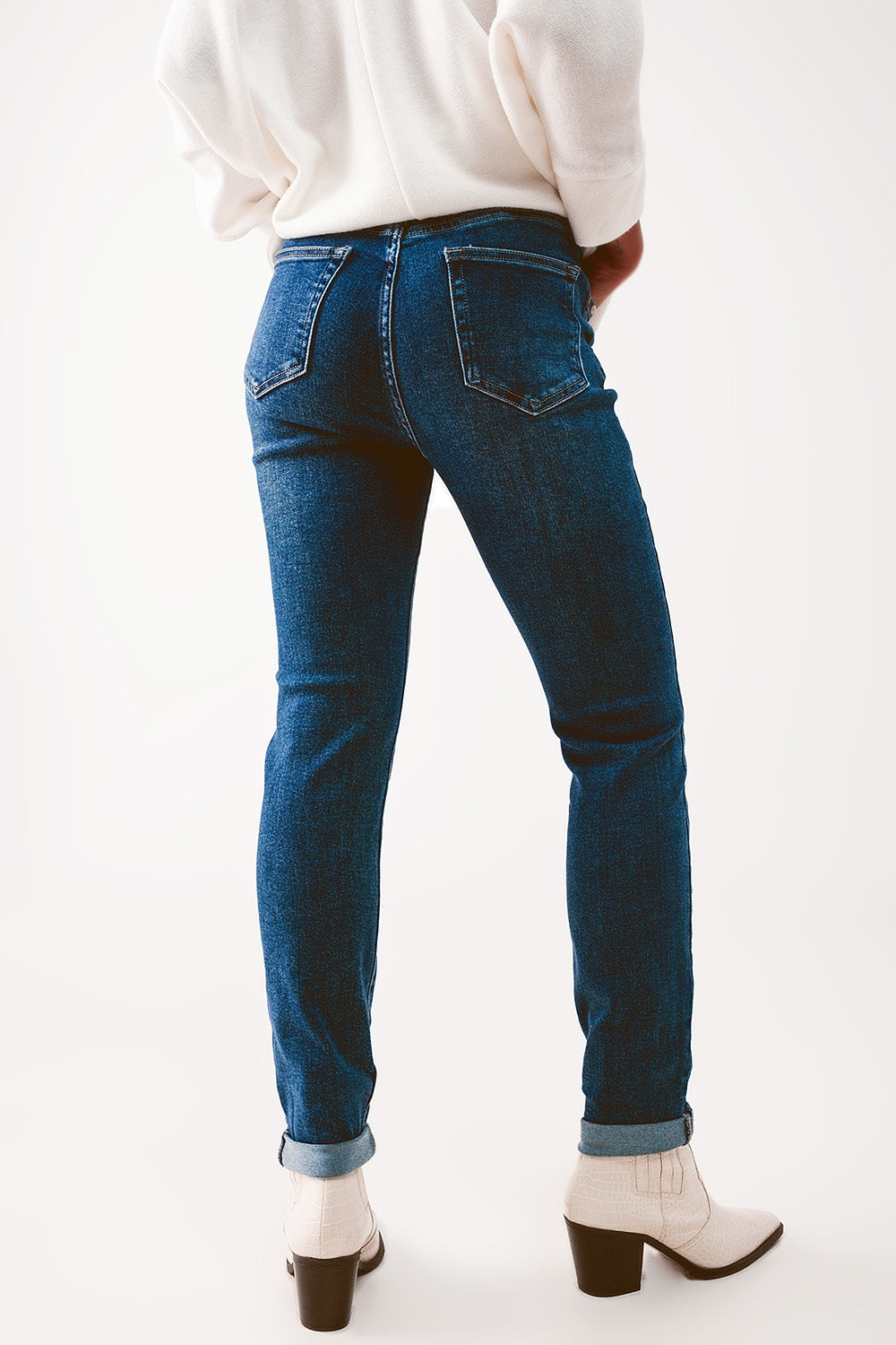 High waisted skinny jeans in mid wash Q2 Jeans BoutiqueLua
