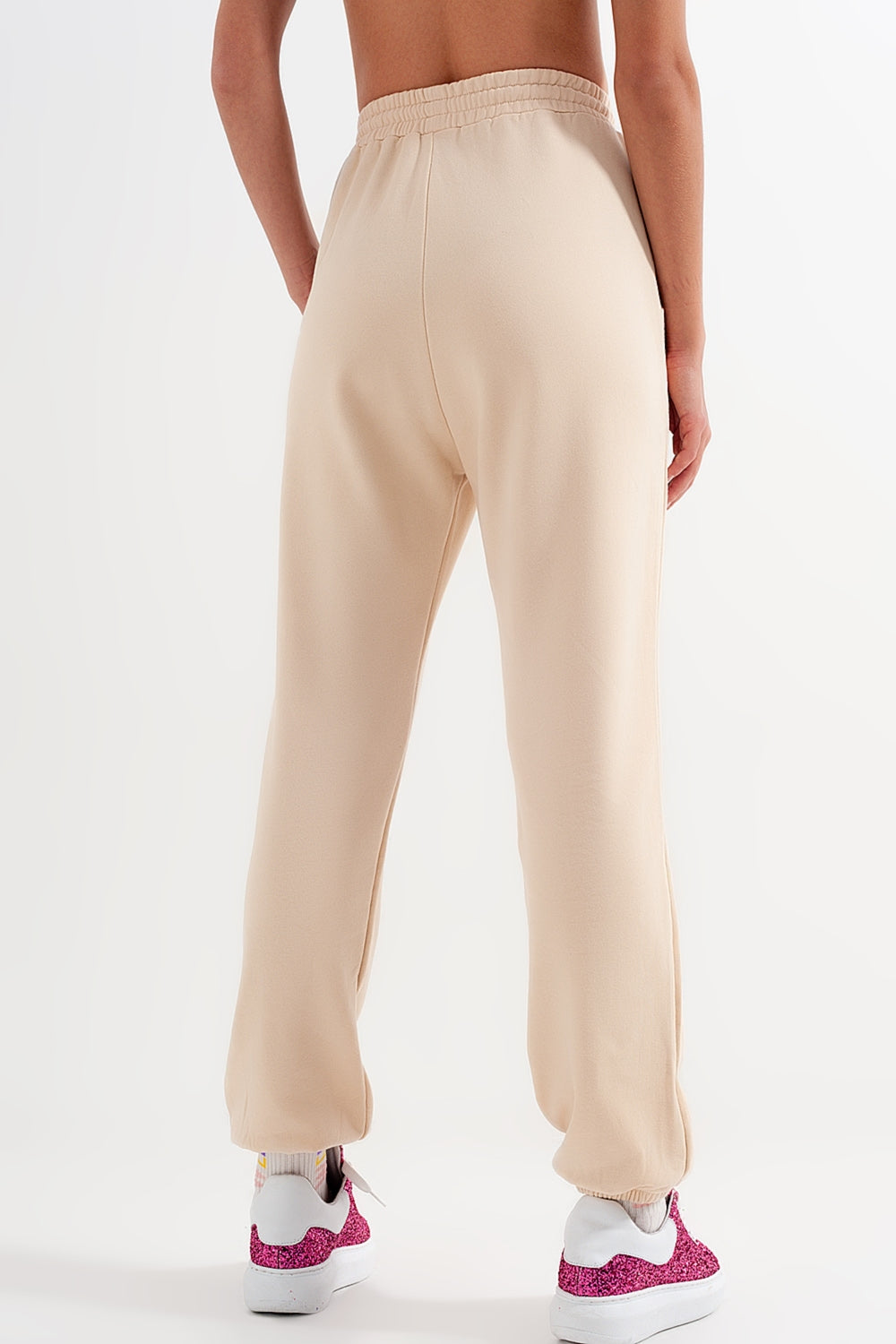 Joggers with elastic waist band in beige Q2 Pants BoutiqueLua