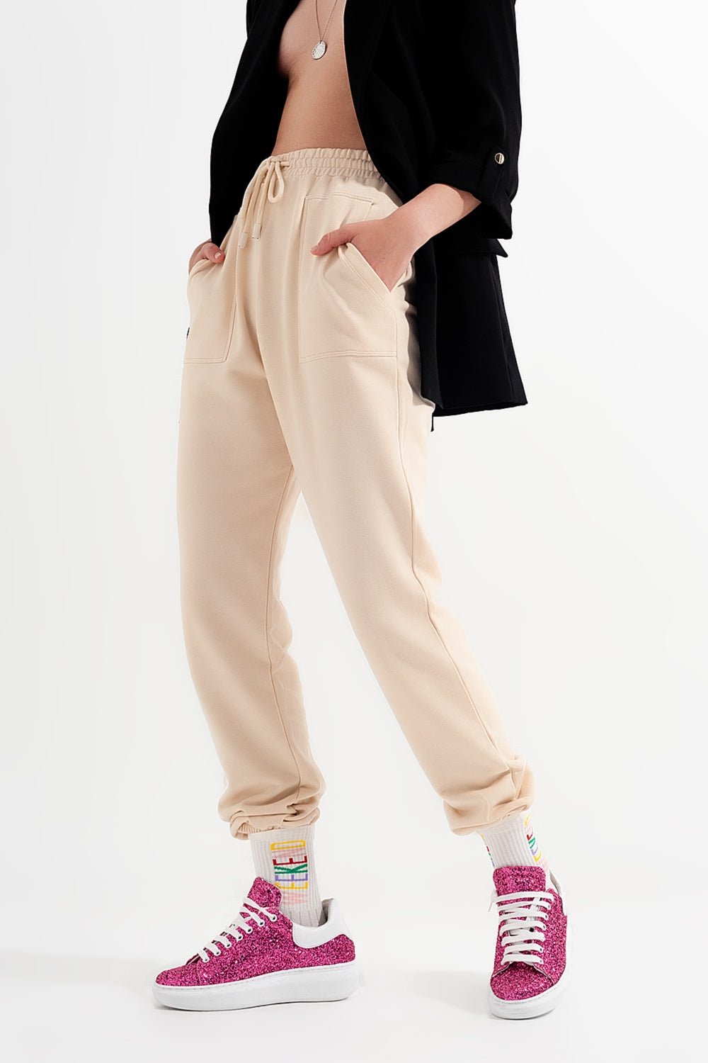Joggers with elastic waist band in beige Q2 Pants BoutiqueLua
