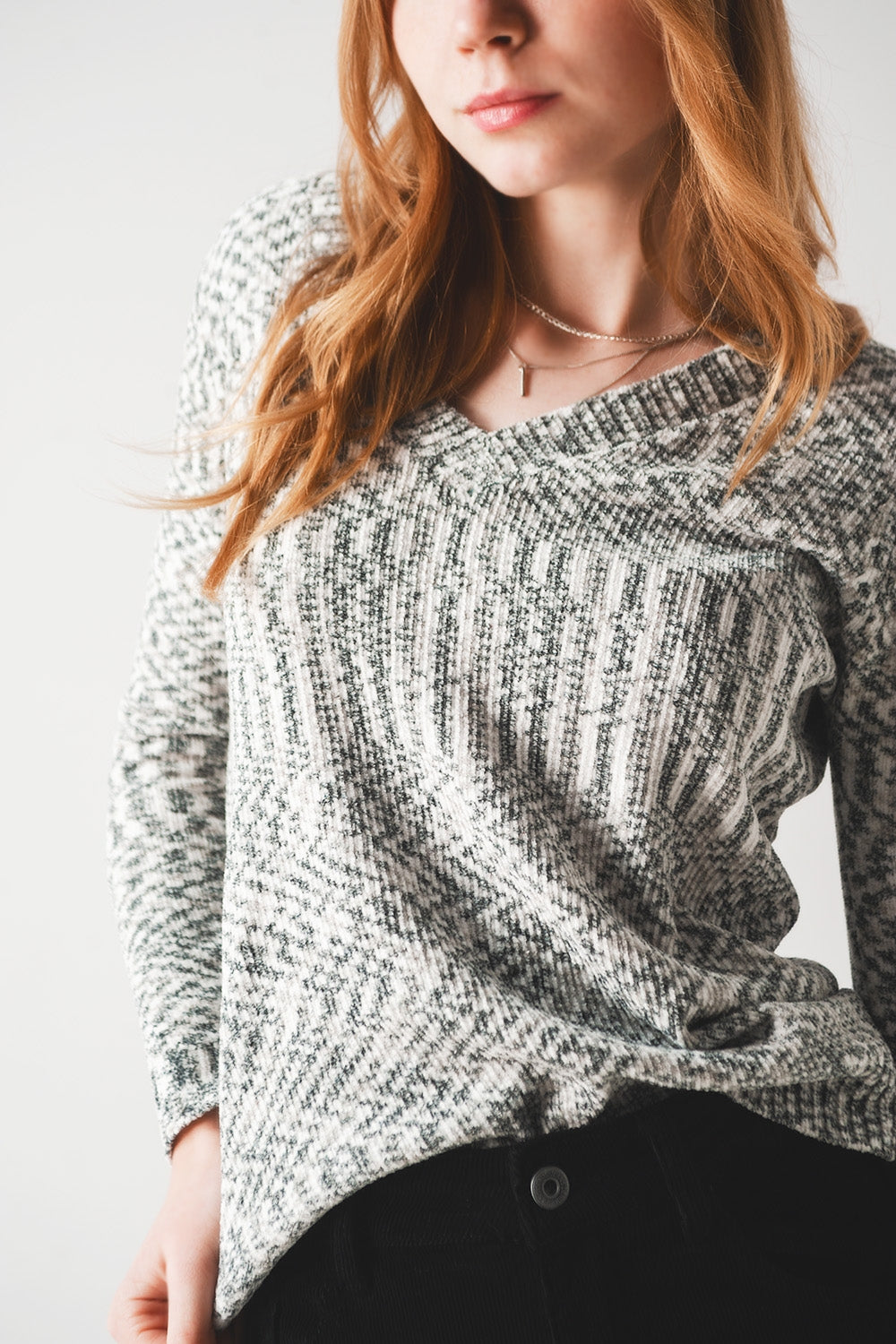 Jumper in chenille in black Q2 Sweaters BoutiqueLua