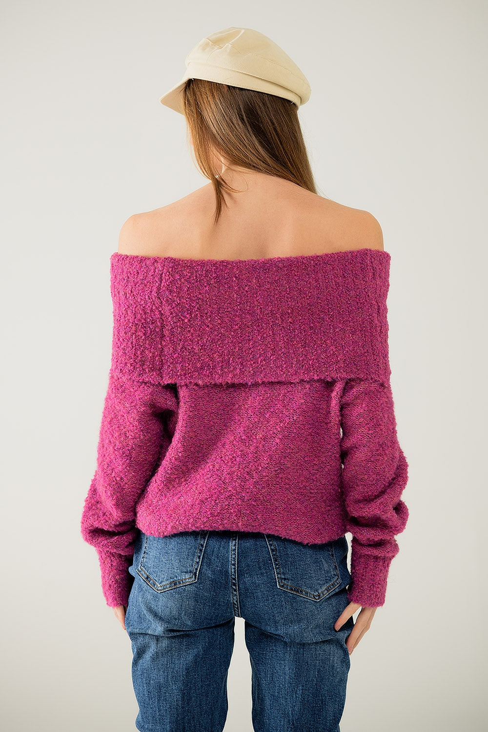 pull col bateau en tricot moelleux en fuchsia