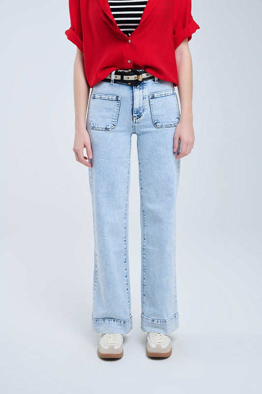 Light wash jeans with wide leg and pockets - Jeans
