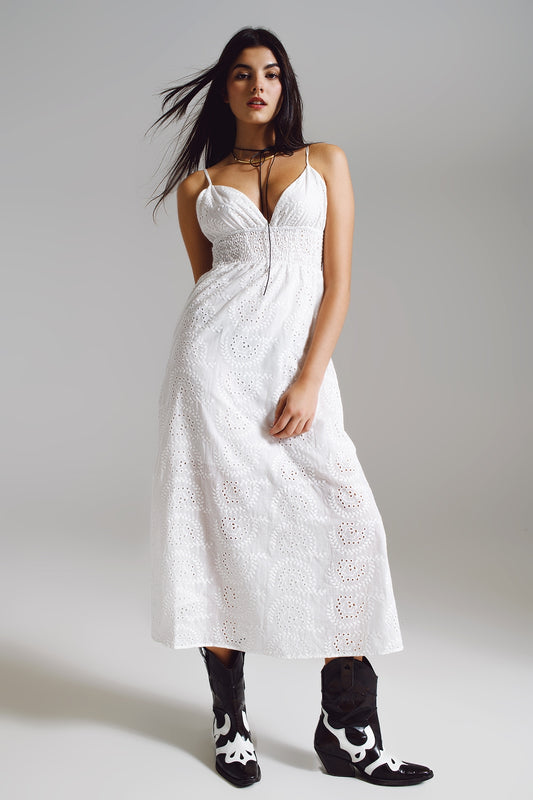 Long white crochet dress with fitted waist - Dresses