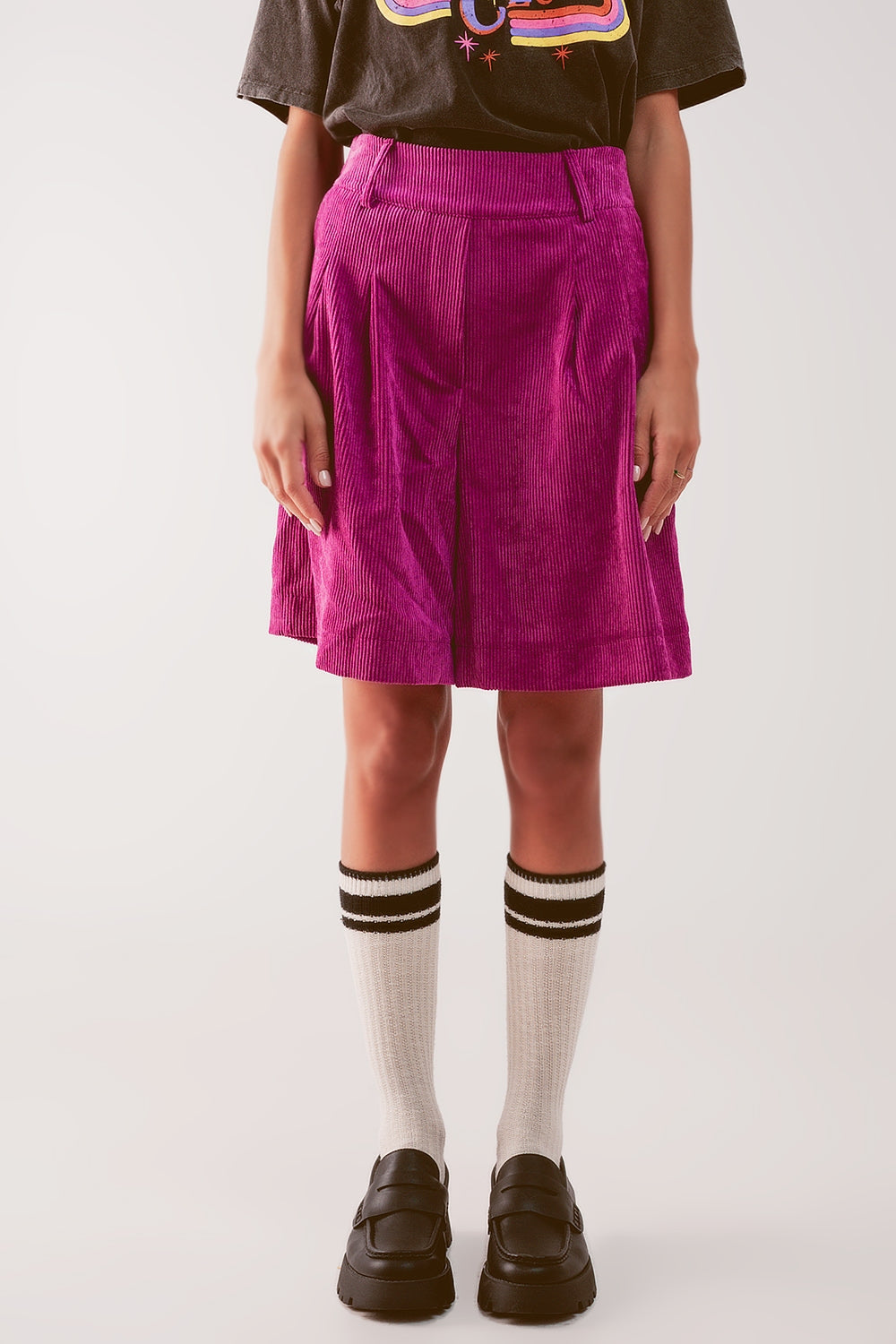Longline short in fuchsia cord Q2 Pants BoutiqueLua