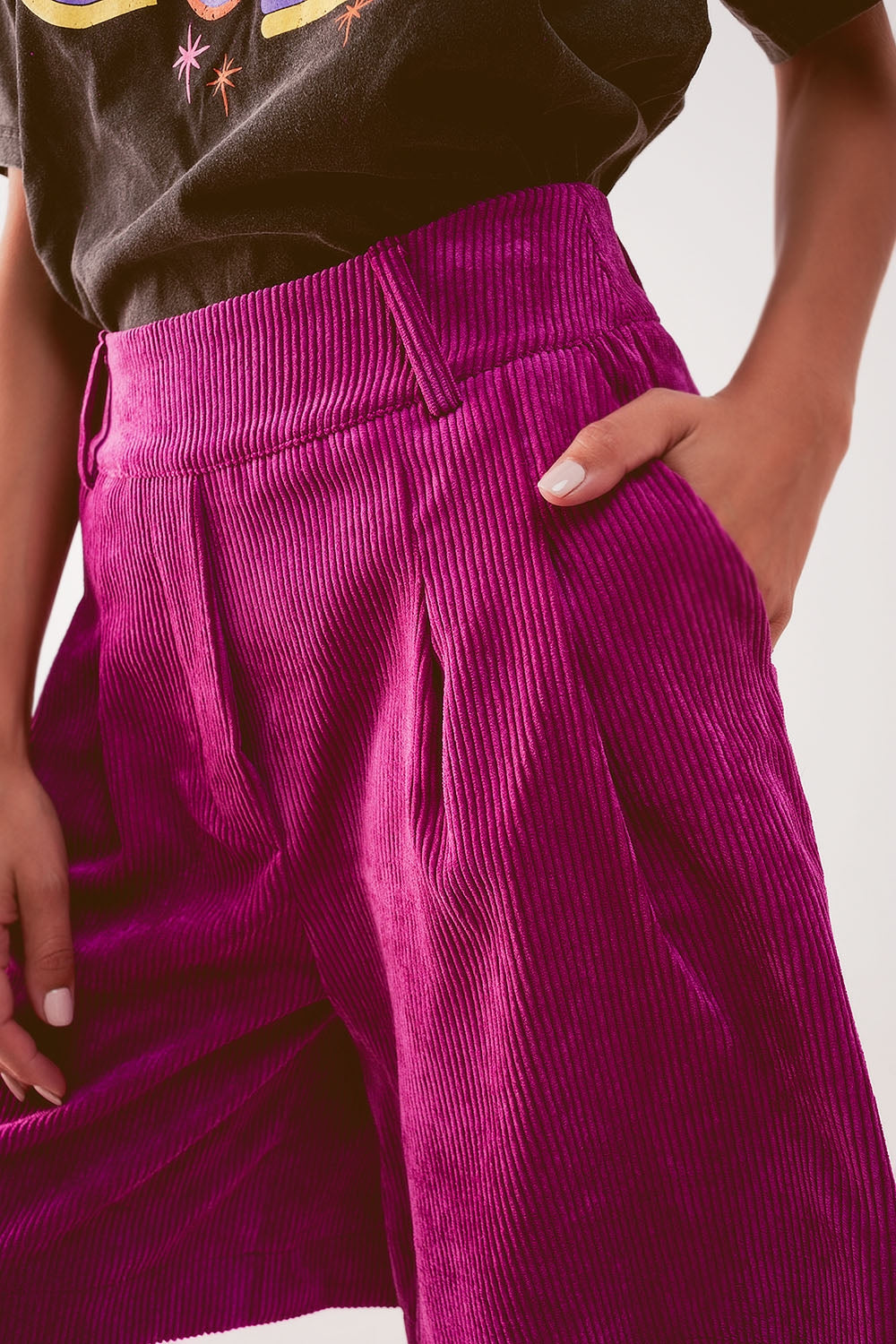 Longline short in fuchsia cord Q2 Pants BoutiqueLua