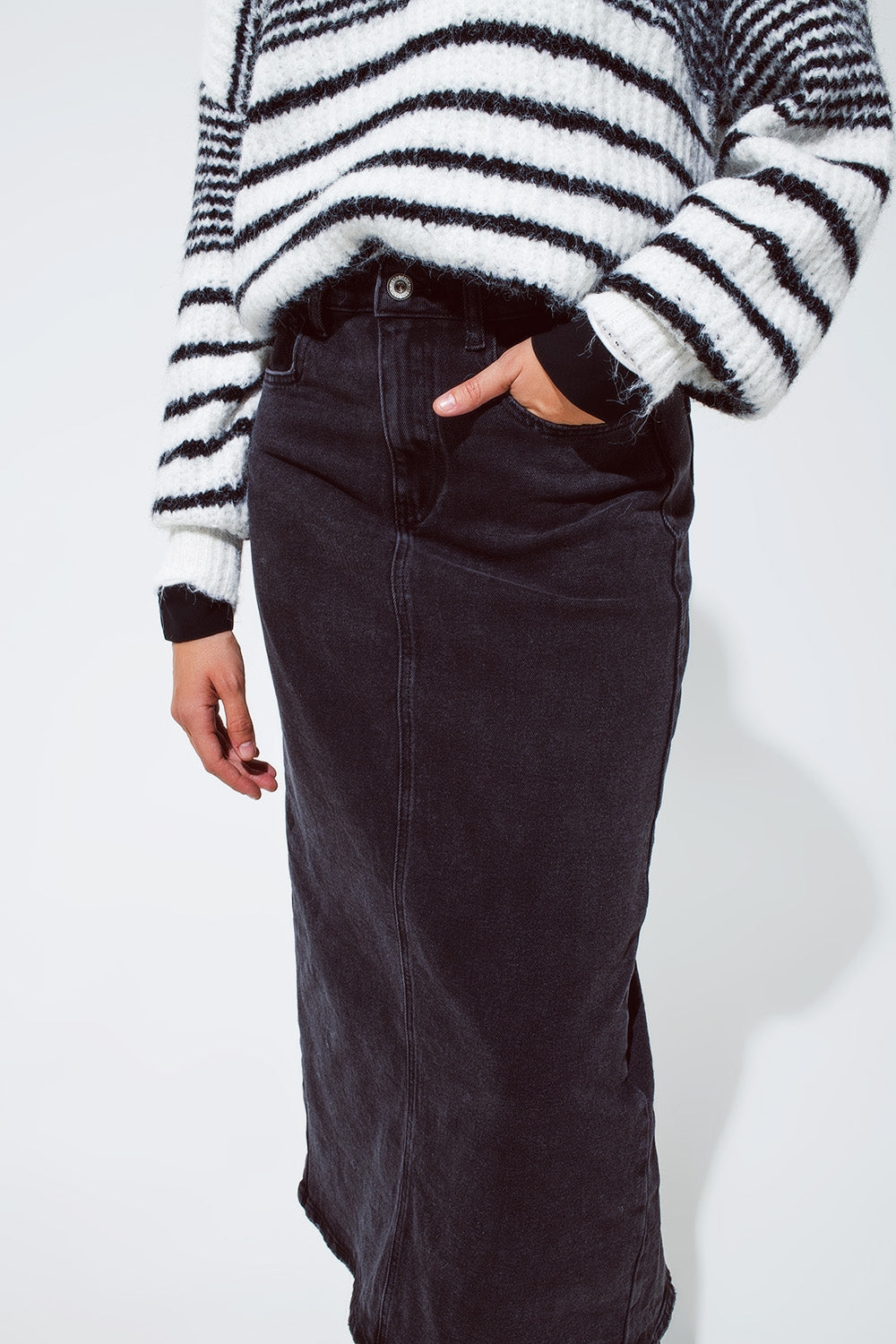 Maxi black denim skirt with a split on the back Q2 Skirts BoutiqueLua