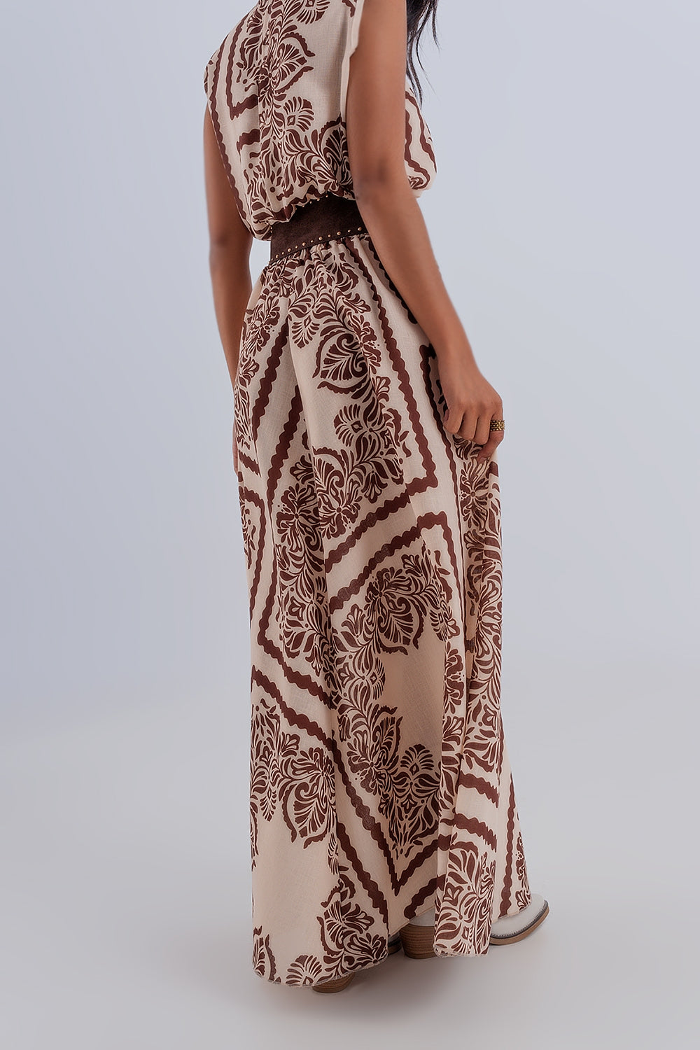Maxi skirt with split in beige and brown geo print - Skirts