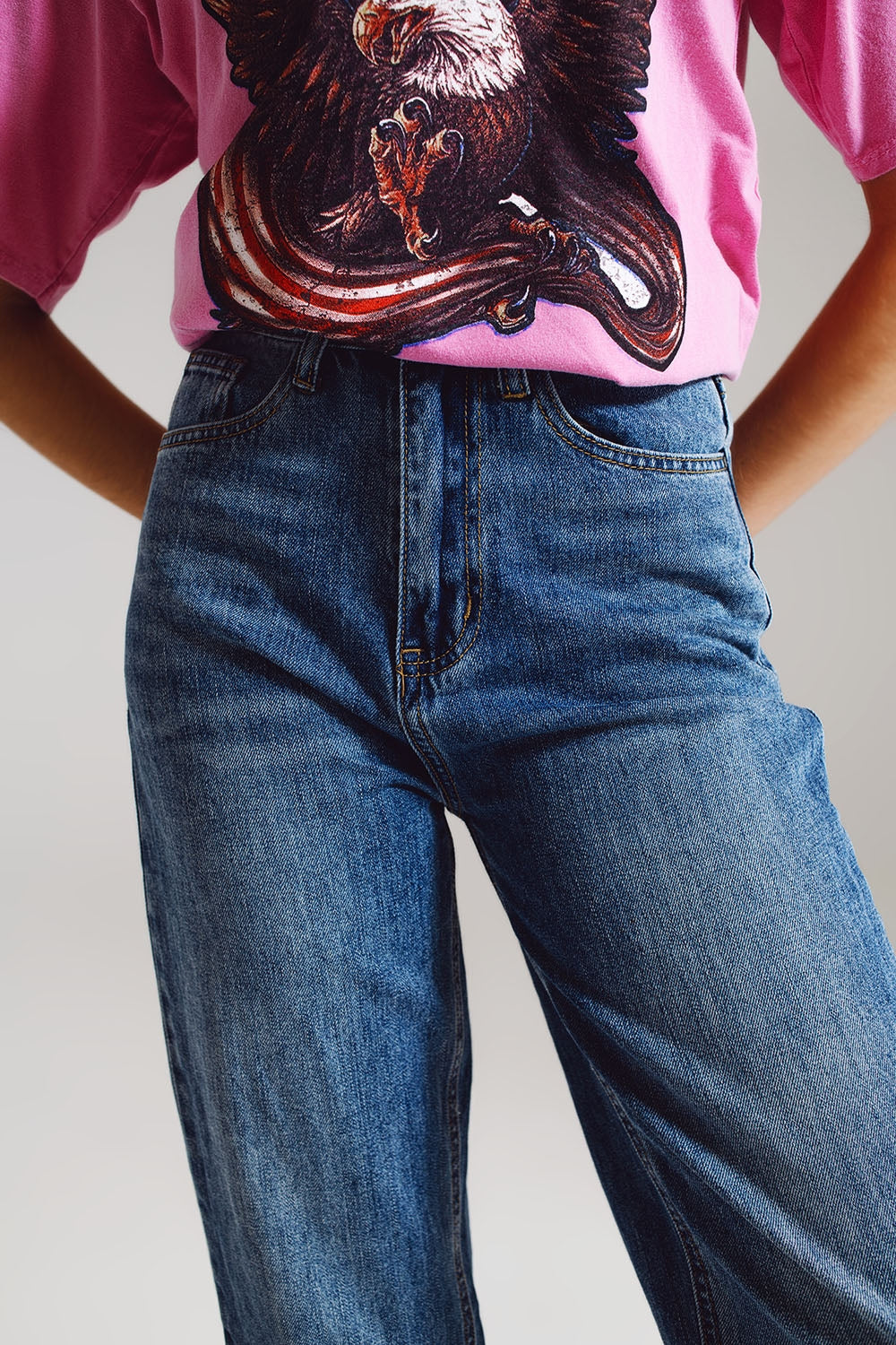 medium washed high-rise mom style jeans - Jeans