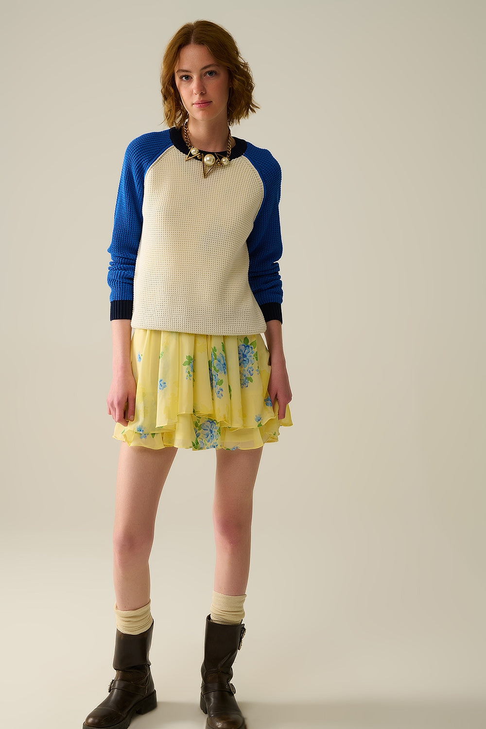 moss stitch knitted sweater with contrasting sleeves in blue