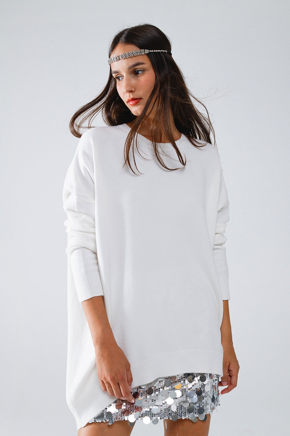 Oversized Crew Neck Long Sleeve Sweater in White Q2 Sweaters BoutiqueLua