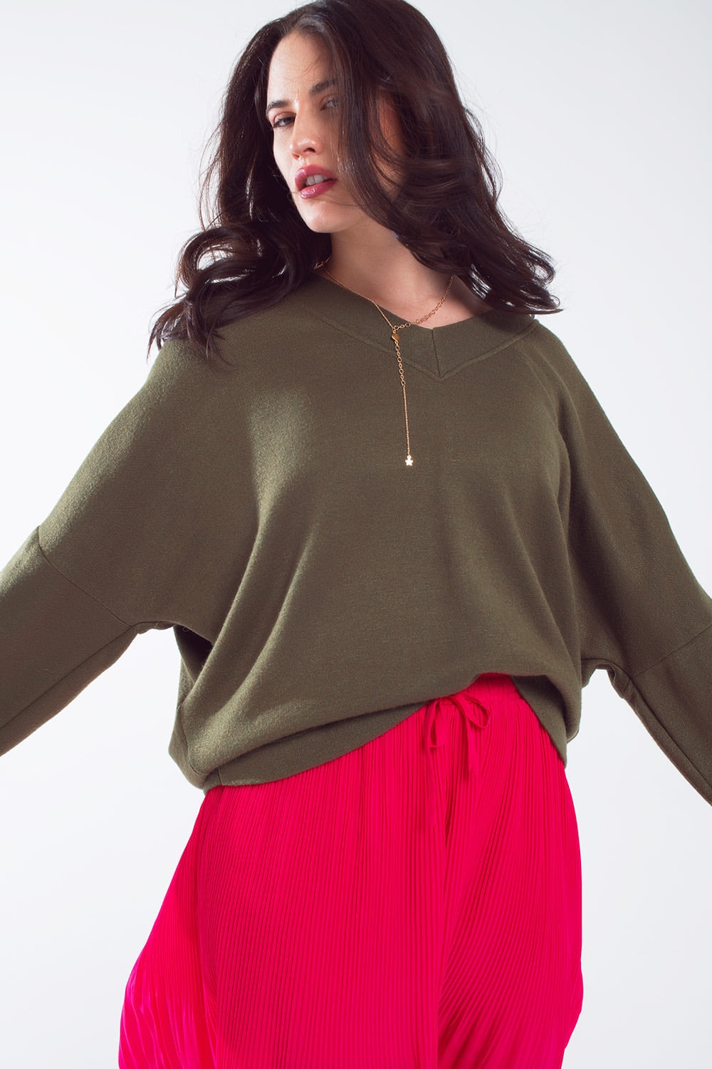 Oversized Olive Green Swearshirt wth V-Neckline Q2 Sweaters BoutiqueLua
