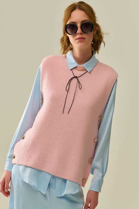 Pink sleeveless sweater with gold buttons - Jumpers