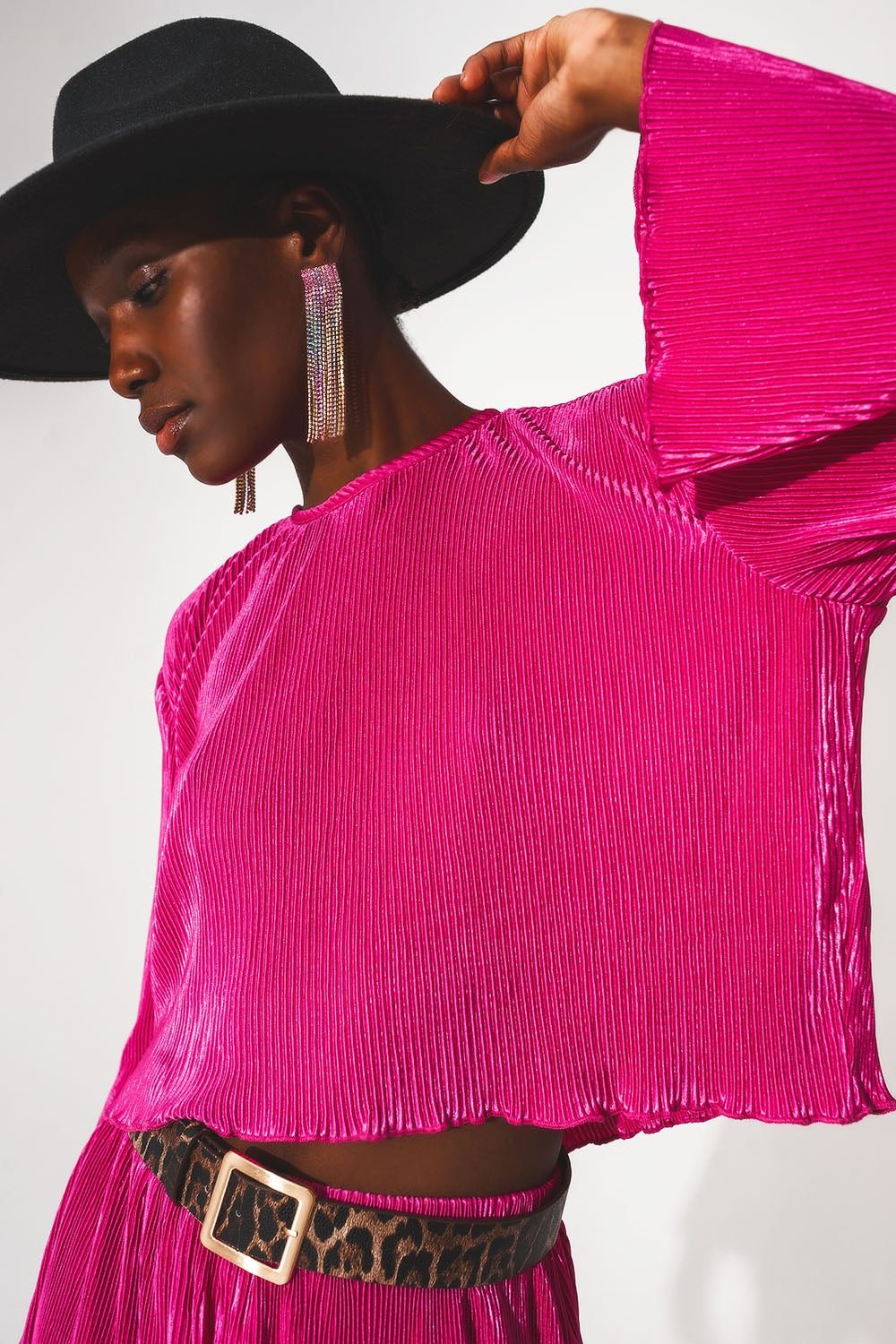 Pleated round neck crop top in fuchsia - Tops