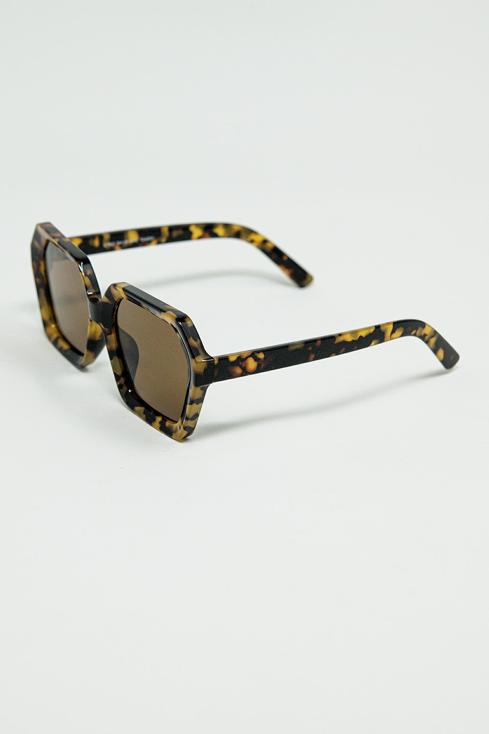 Rectangular sunglasses in brown abstract print translucent color - Sunglasses